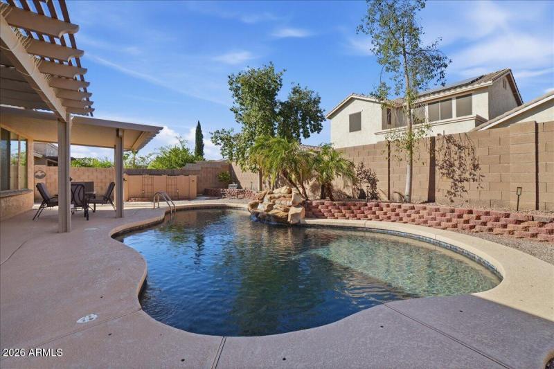 42-454 E Quail Dr_RedHogMedia