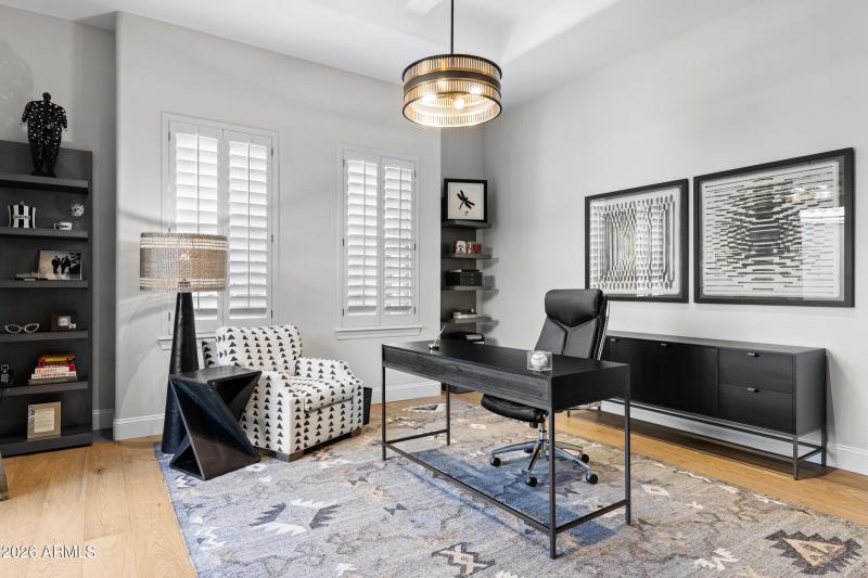 8832 E Wethersfield Rd-20