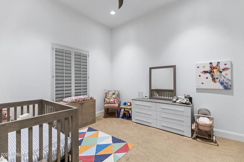 8832 E Wethersfield Rd-34