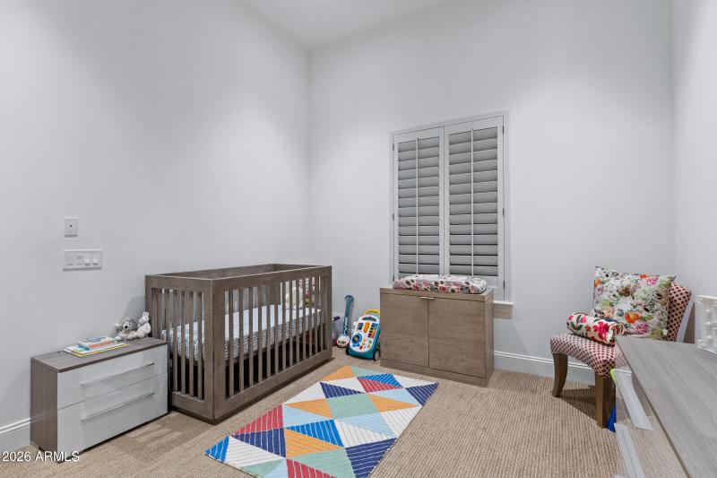 8832 E Wethersfield Rd-35