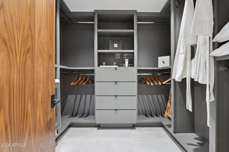 Upper Suite Closet
