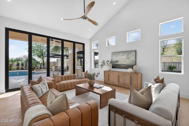 19-web-or-mls-DSC00697