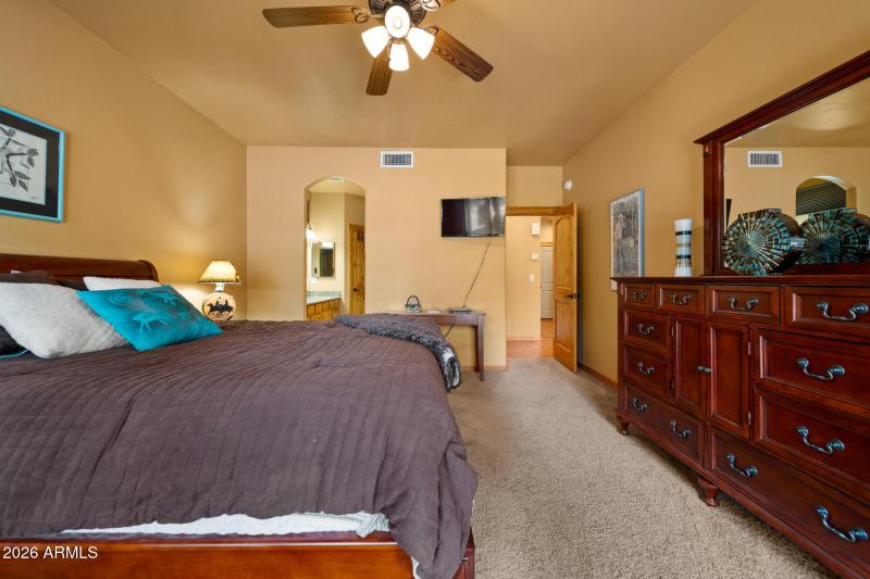 twinflamerealestatemedia-8_(2000)