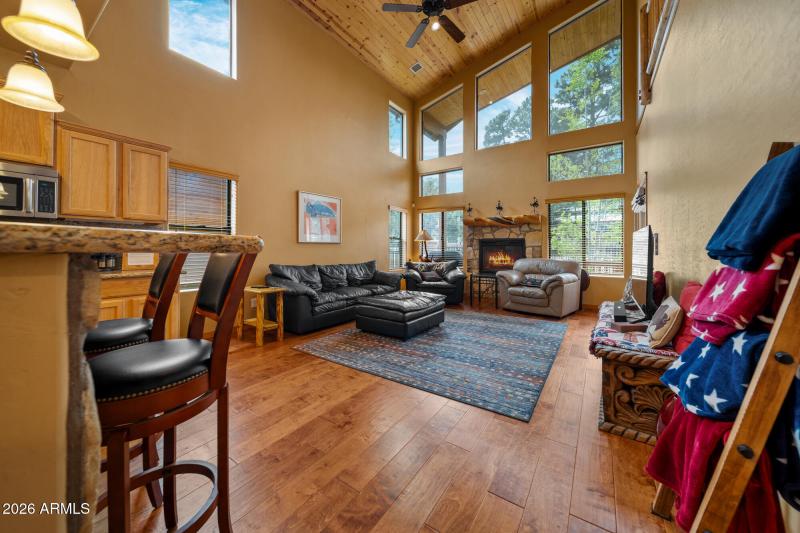 twinflamerealestatemedia-2_(2000)