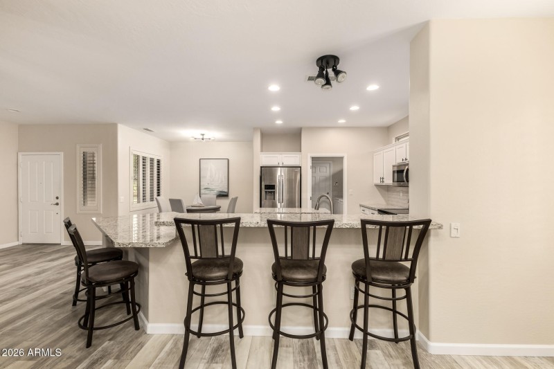 01 - Desert Blossom 16779