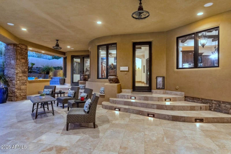 Step Outside to Paradise