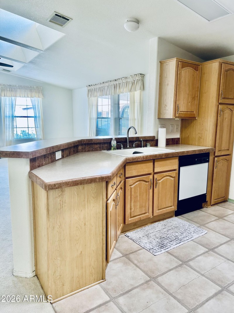 25) 65304-698bf6a47b313