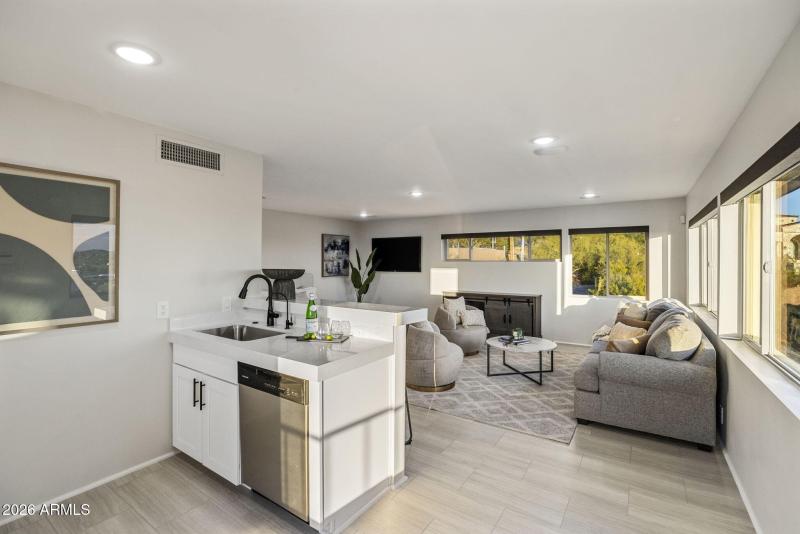 Guest Casita w/ Kitchenette