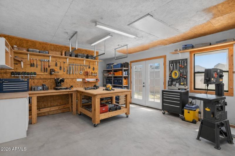 Workshop or Flex space
