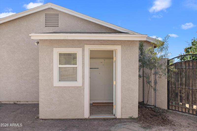 Outside storage or hobby shed