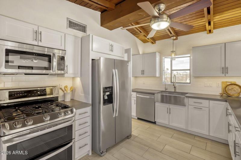 2308 E Lamar Rd - Web Quality - 014 - 11