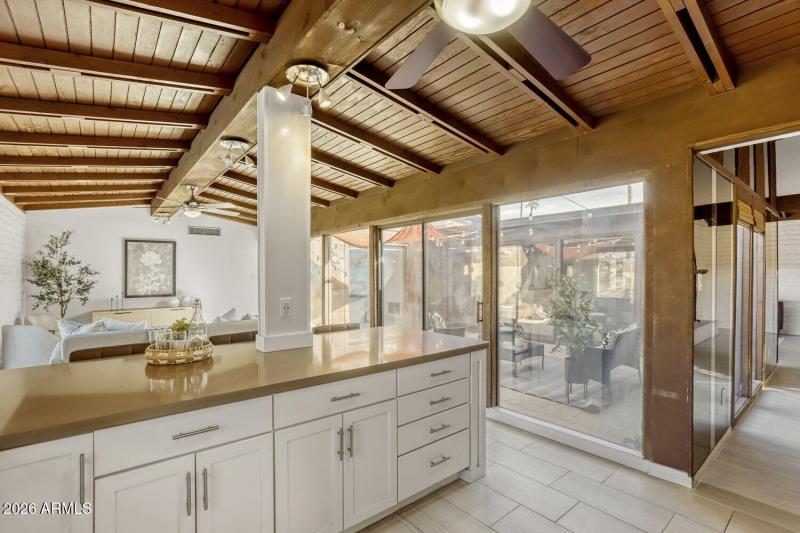 2308 E Lamar Rd - Web Quality - 016 - 13