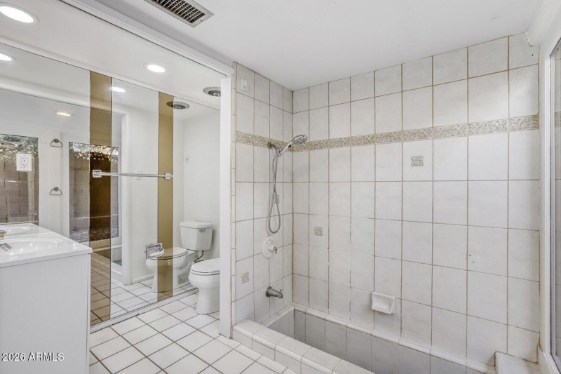 2308 E Lamar Rd - Web Quality - 022 - 19