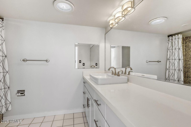 2308 E Lamar Rd - Web Quality - 025 - 22