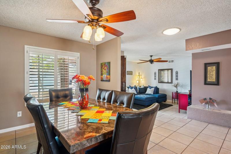 15-web-or-mls-E Harmont Dr-S1102-015