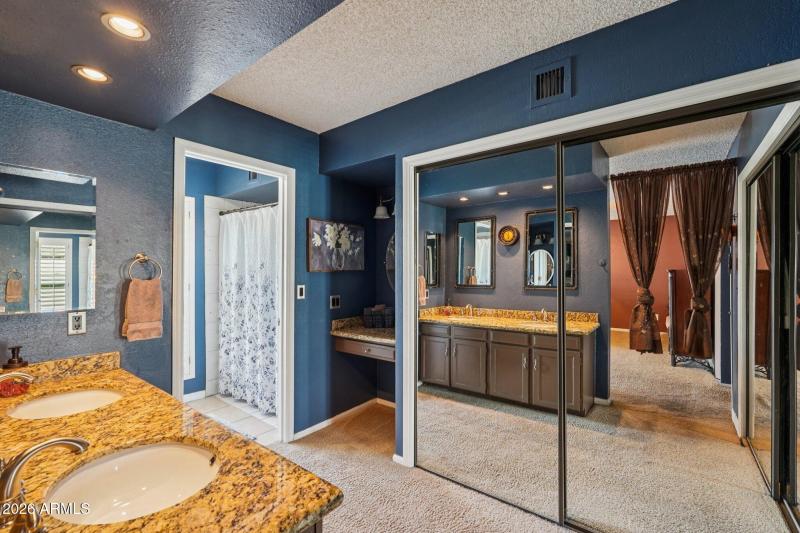 22-web-or-mls-E Harmont Dr-S1102-022