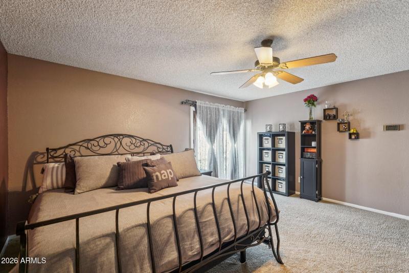 31-web-or-mls-E Harmont Dr-S1102-031