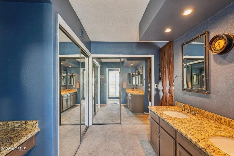 34-web-or-mls-E Harmont Dr-S1102-034