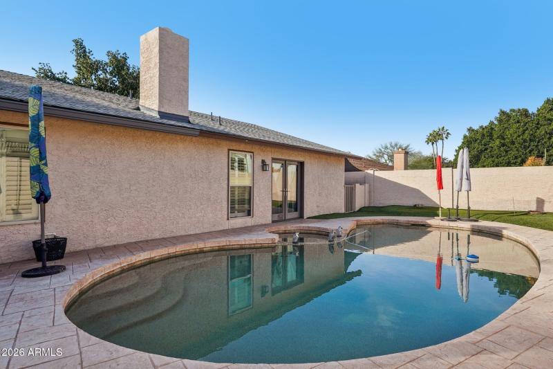 39-web-or-mls-E Harmont Dr-S1102-039