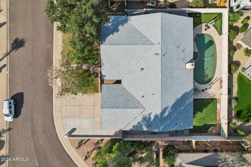 54-web-or-mls-E Harmont Dr-S1102-054