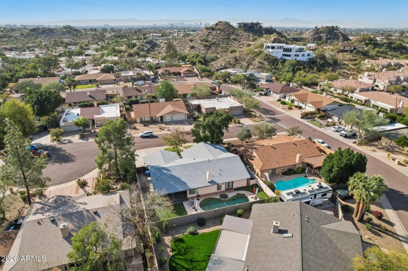 59-web-or-mls-E Harmont Dr-S1102-059