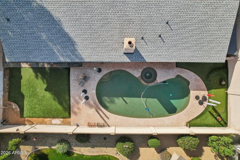 62-web-or-mls-E Harmont Dr-S1102-062