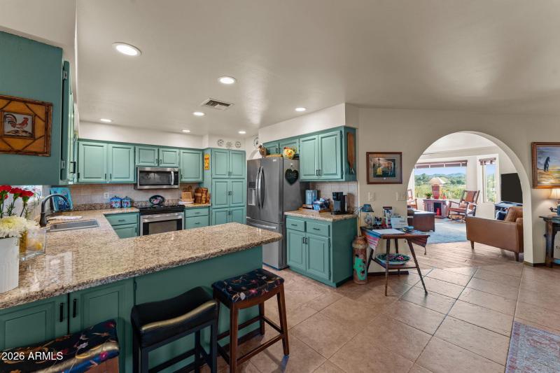 1130 N Coyote Crossing