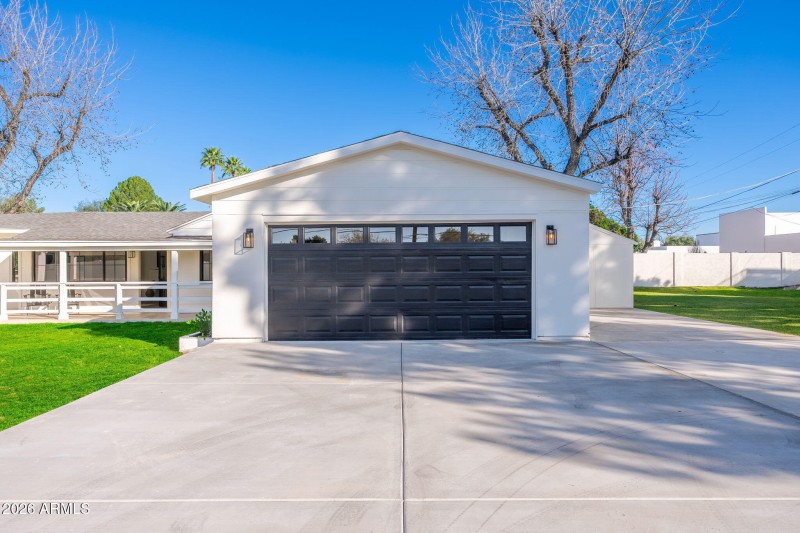 3401 N 25th St, 02-09 - 12