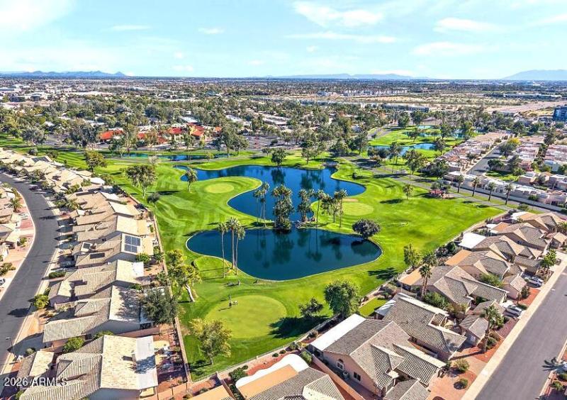 Golf Court Community