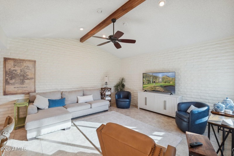 12-web-or-mls-4800-n-68th-st-162