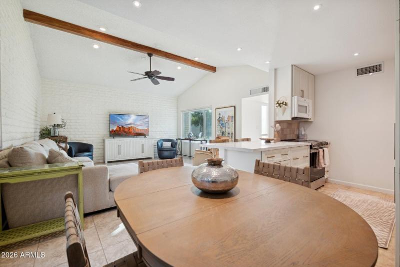 20-web-or-mls-4800-n-68th-st-162