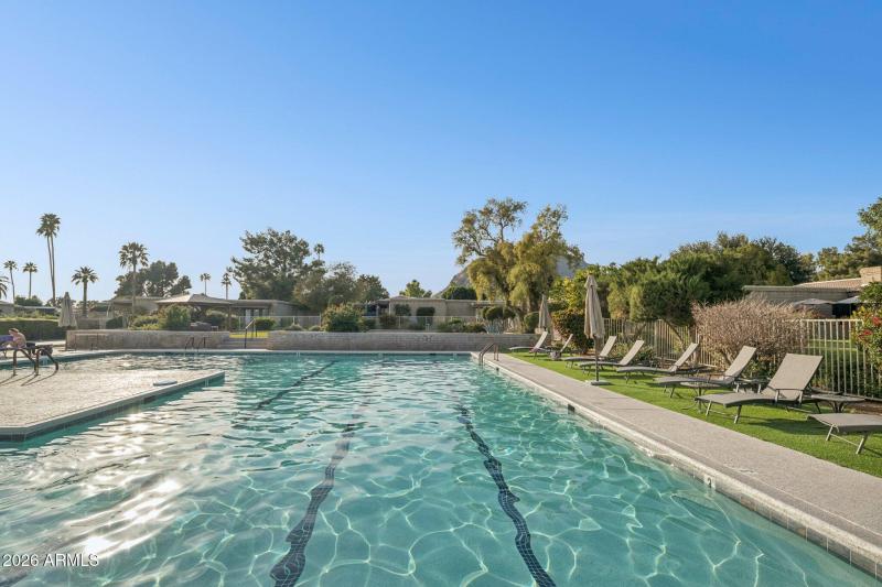 41-web-or-mls-4800-n-68th-st-162