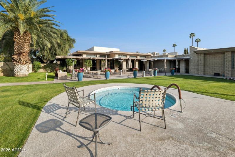 42-web-or-mls-4800-n-68th-st-162