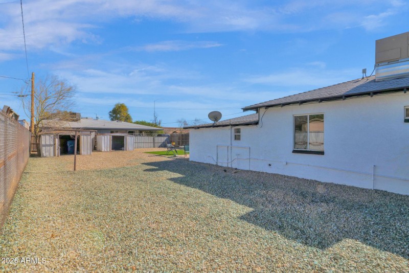 23-web-or-mls-P1482302