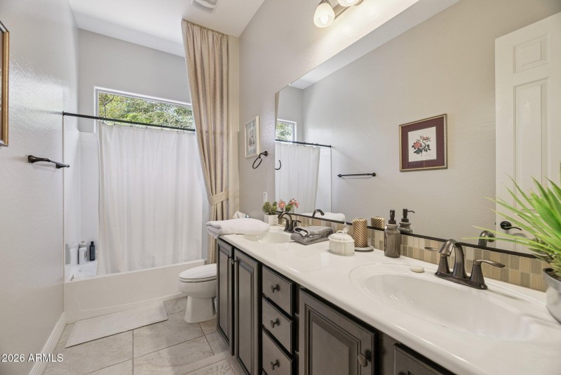 43-web-or-mls-5907-e-calle-de-las-estrel