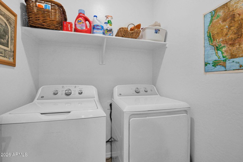 1917 Hampton 111 - 29Laundry