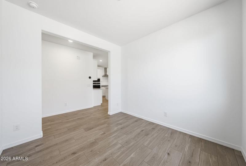 PHX_Empire Pointe_Lot 9055_Sepia_23042_F