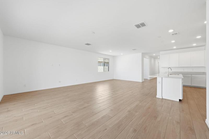 PHX_Empire Pointe_Lot 9055_Sepia_23042_G