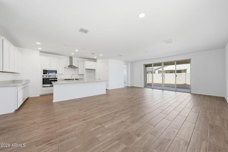 PHX_Empire Pointe_Lot 9055_Sepia_23042_K