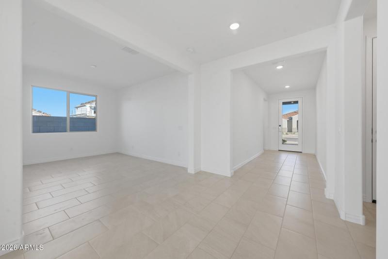 PHX_Miravida_Lot 1151_Dove_14837_Flex