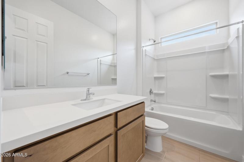 PHX_Miravida_Lot 1038_Imperial_14849_Bat