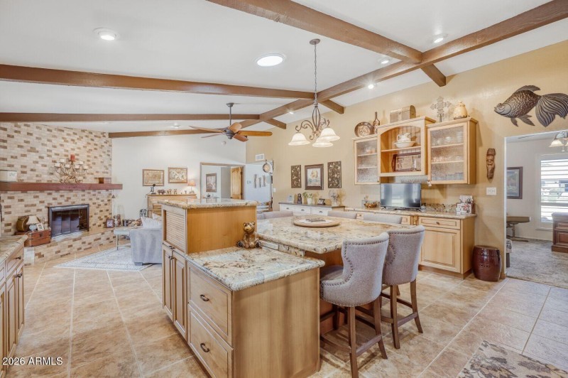 315 E. Marconi Ave - Web Quality - 012 -