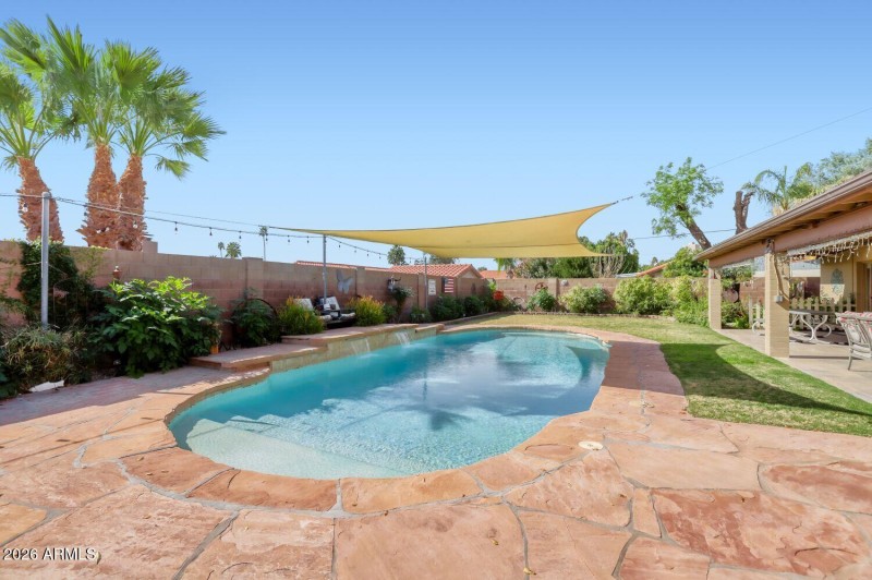 315 E. Marconi Ave - Web Quality - 026 -