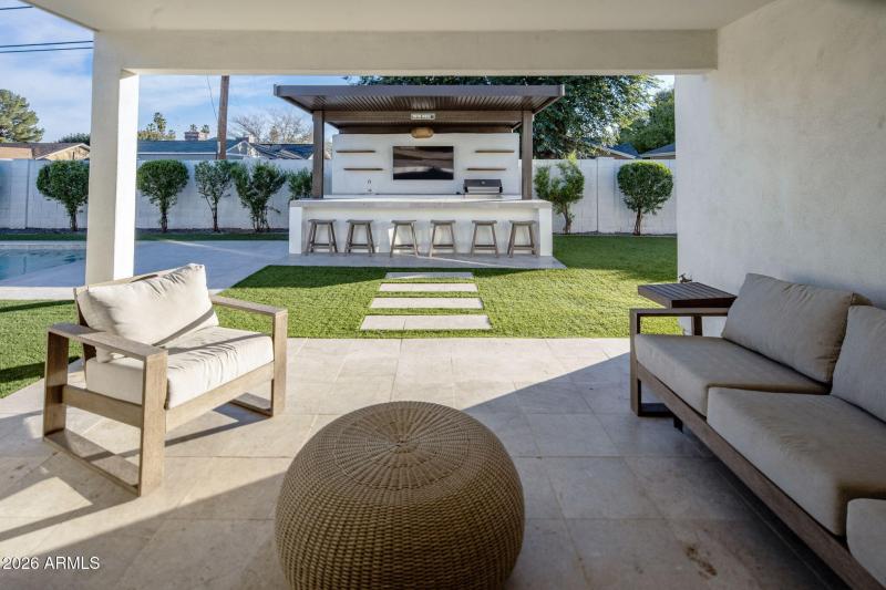 Whitton Outdoor Entertaining