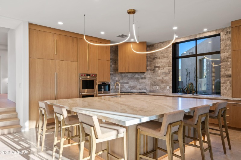 015_Kitchen Conversation