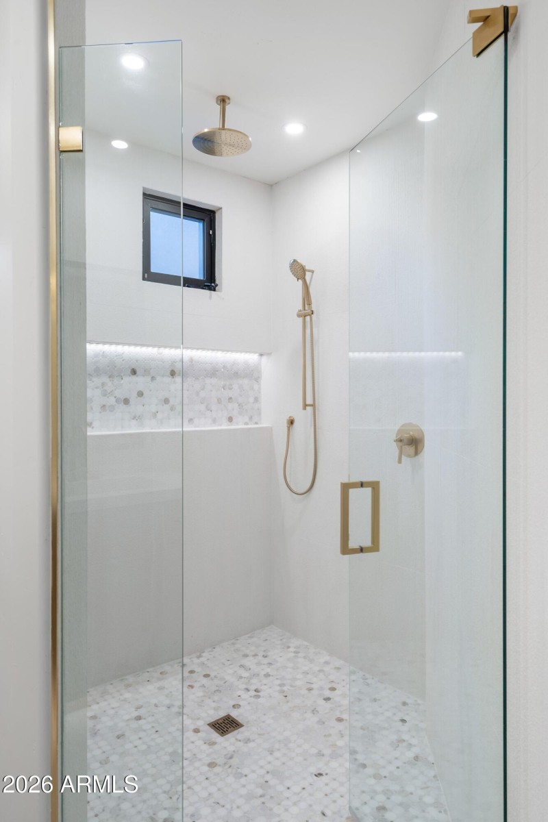 034_Ensuite 2 Shower