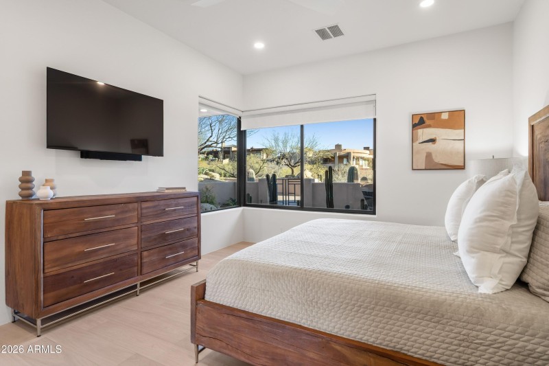 036_Ensuite 3 Bedroom Comfort