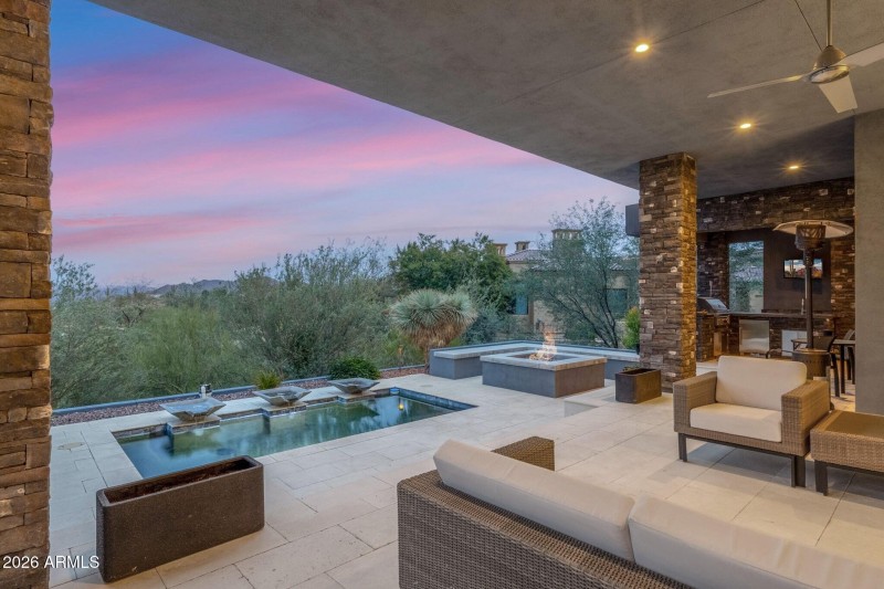 049_Covered Outdoor Living Views