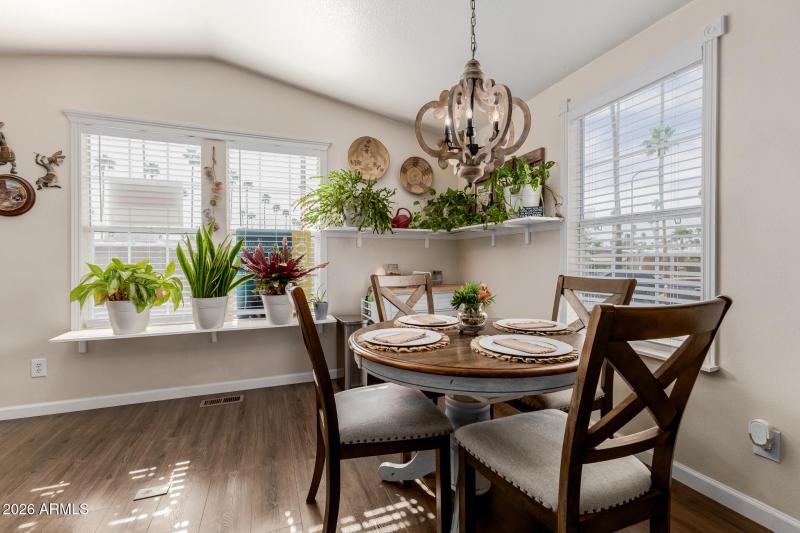 Light and Bright Dining nook