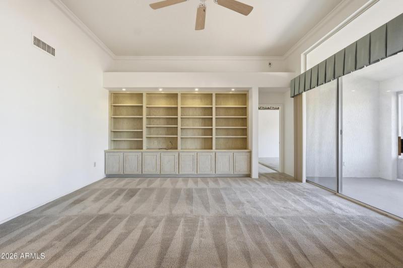 Spacious Living/Dining Room